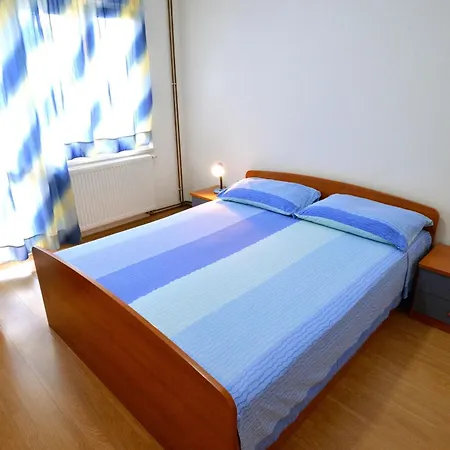 Appartement Goranka 2 *