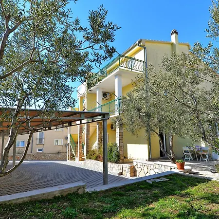 Goranka 2 דירה *