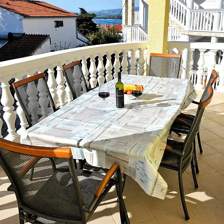 Goranka 2 דירה *